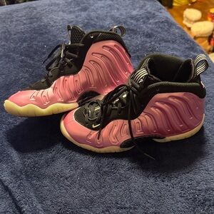 Nike Kids Black and Pink Sneakers